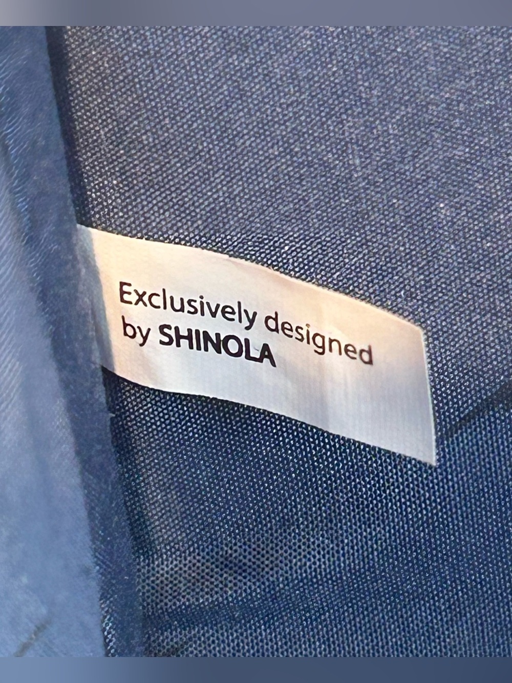 Shinola Detroit American Airlines 1st Class
Amenity Kit Travel Pouch w Strap - Picture 4 of 9